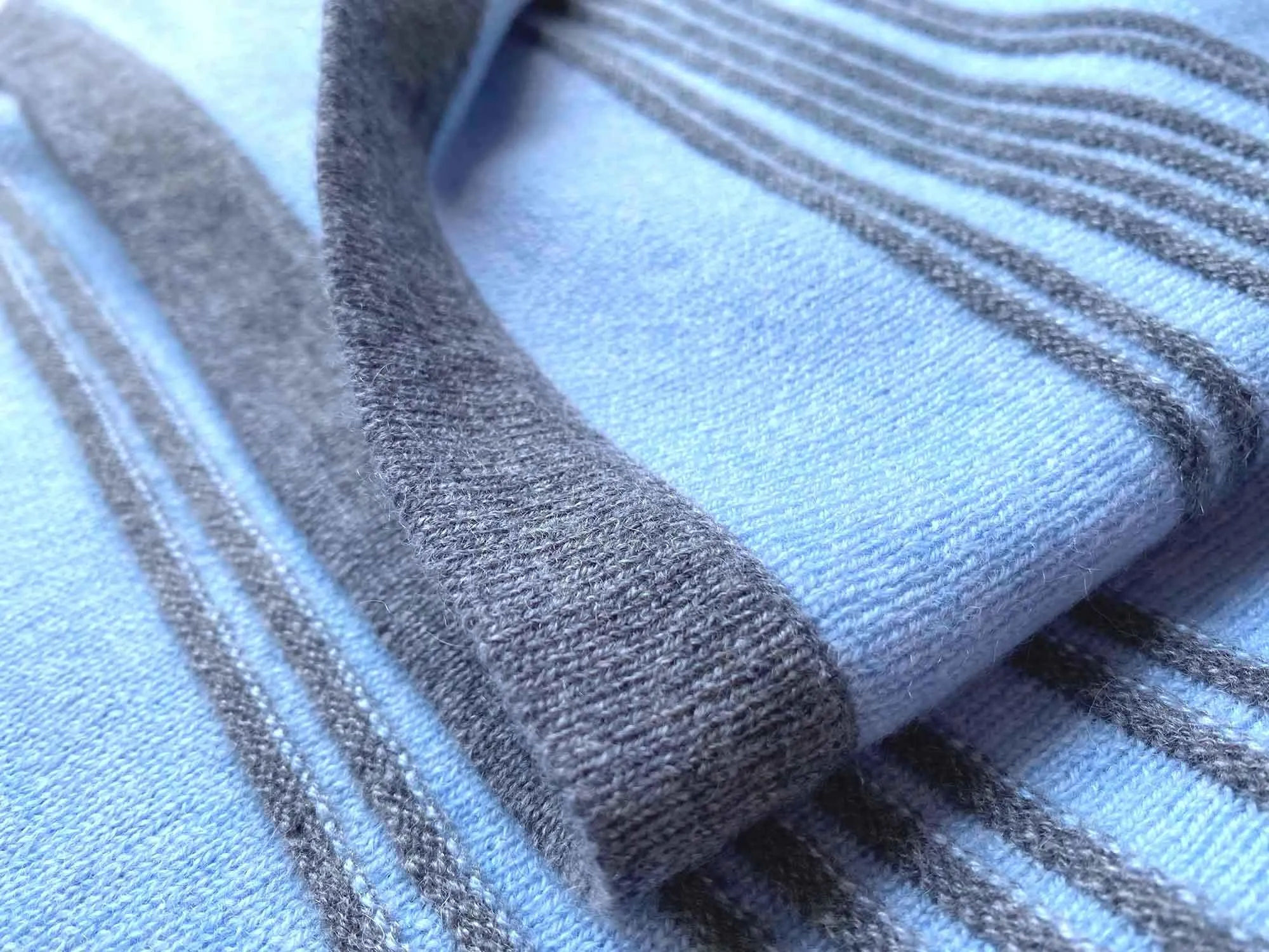 Cashmere baby blanket in blue and grey