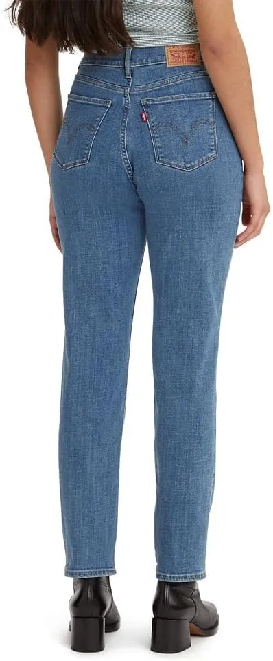 Levi's Women's Classic Straight Jeans (Also Available in Plus)