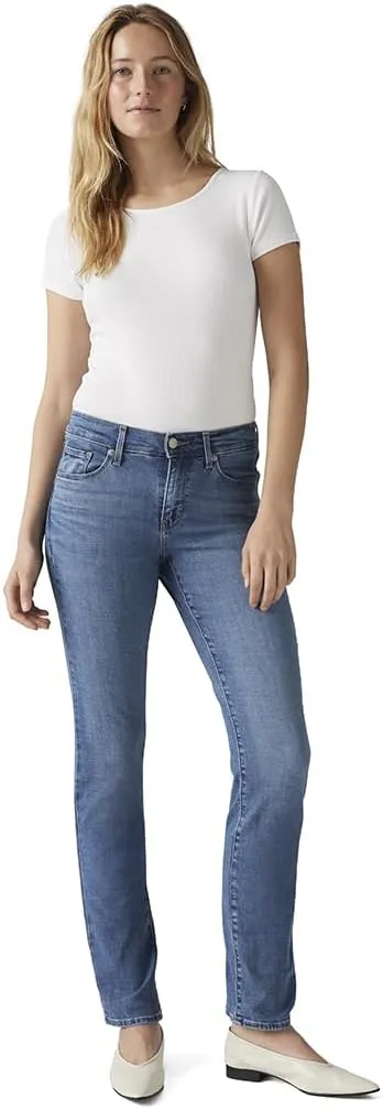 Levi's Women's Classic Straight Jeans (Also Available in Plus)