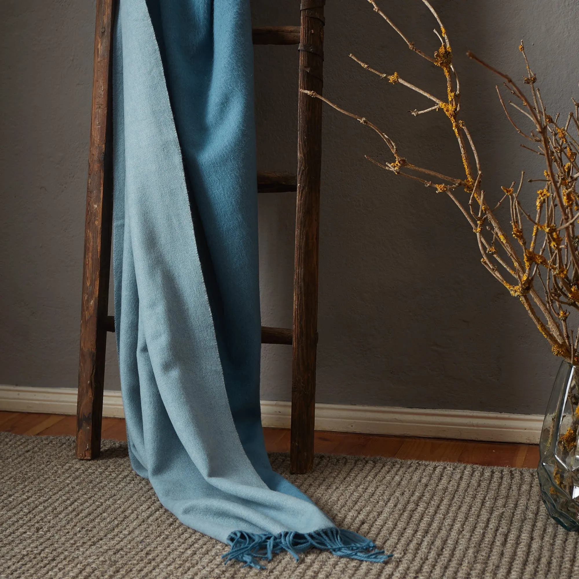 Sontra Cashmere Blanket [Green grey/Light grey green]