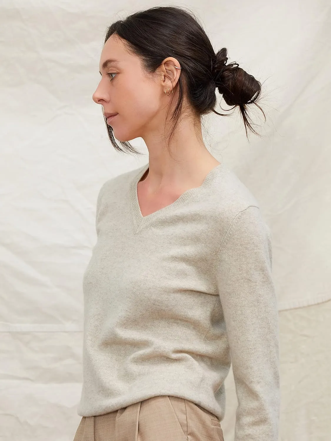 State Cashmere Womens Essential V-Neck Sweater 100% Pure Cashmere Classic Long Sleeve Pullover