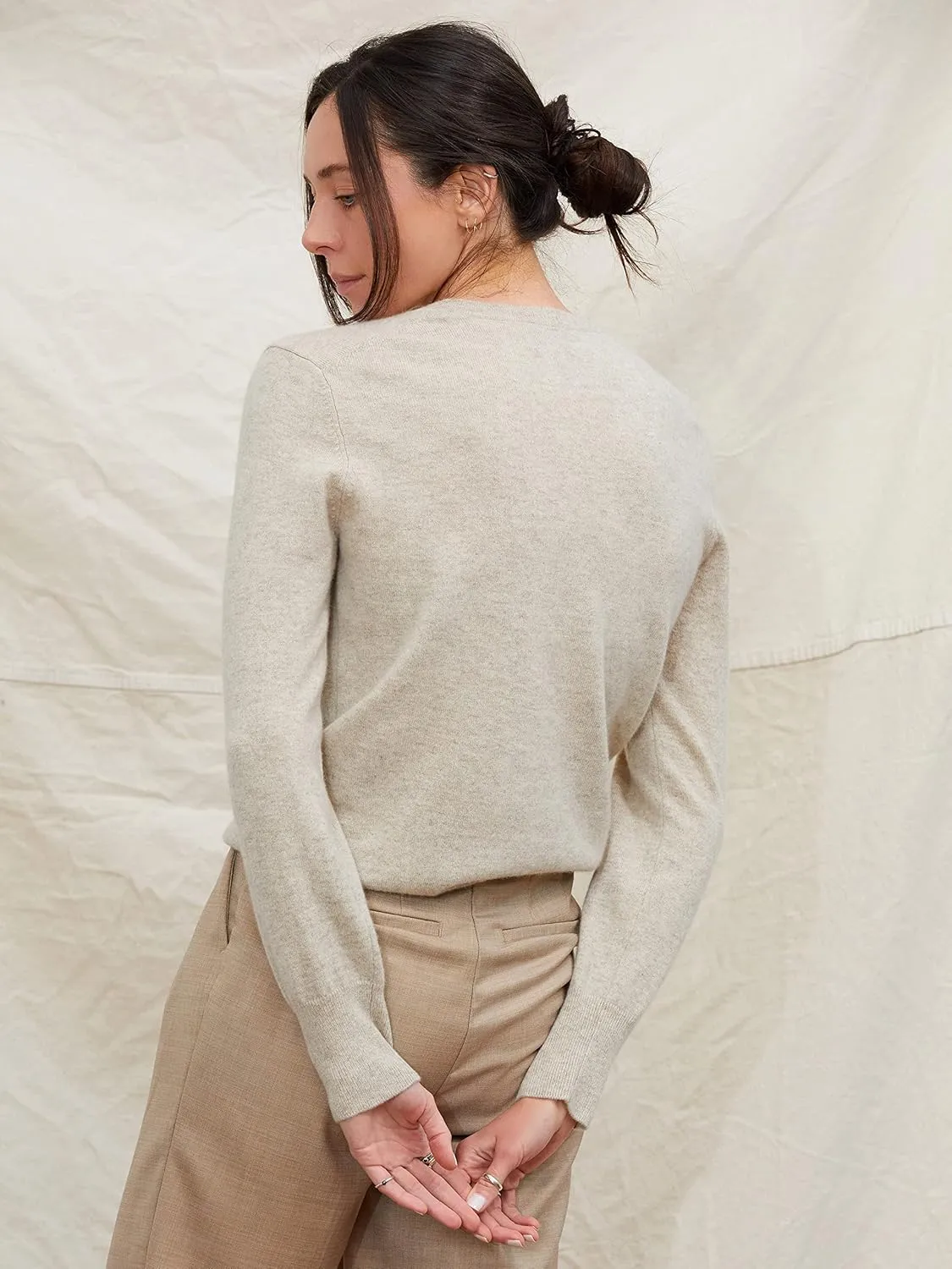 State Cashmere Womens Essential V-Neck Sweater 100% Pure Cashmere Classic Long Sleeve Pullover