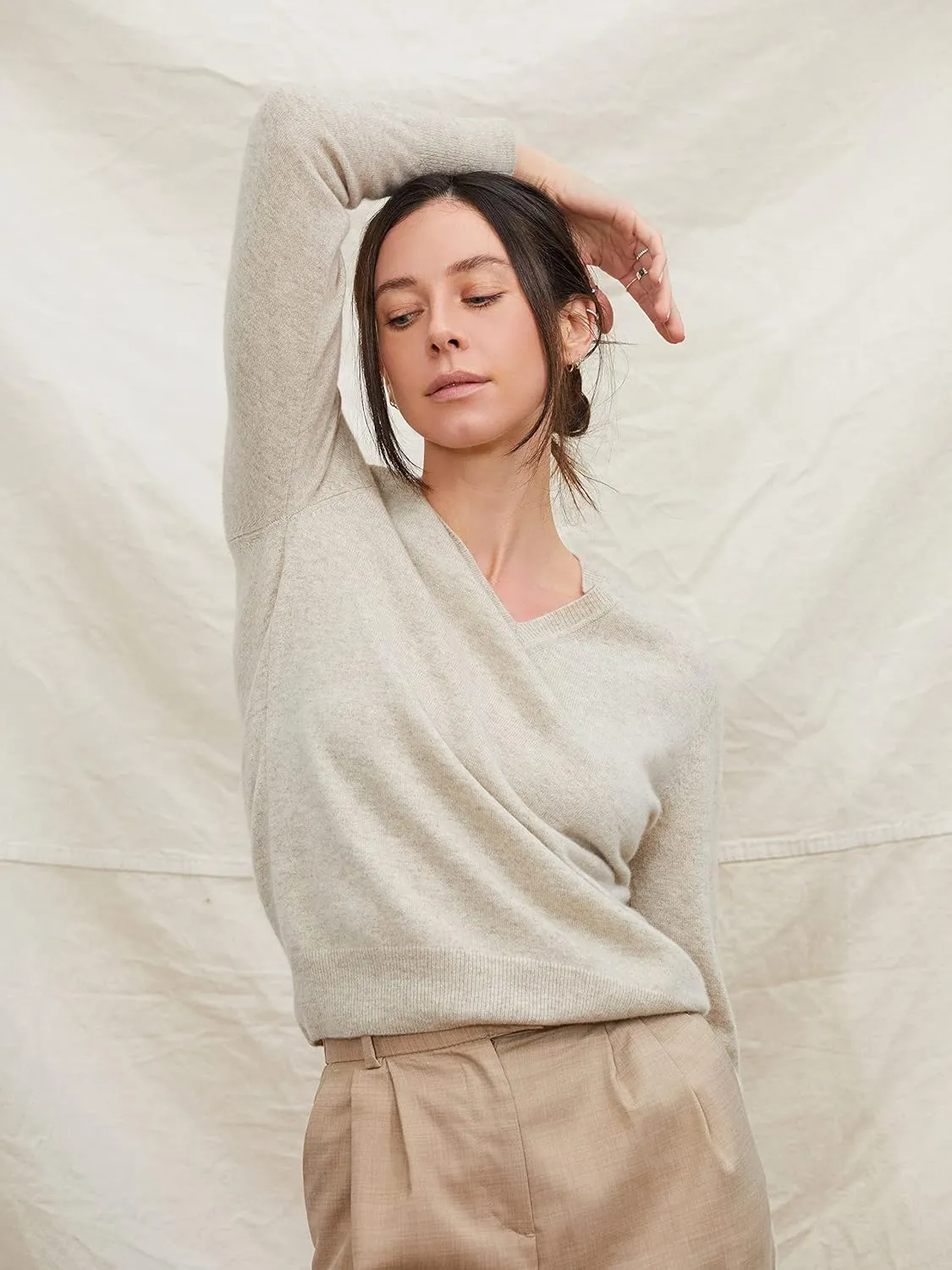 State Cashmere Womens Essential V-Neck Sweater 100% Pure Cashmere Classic Long Sleeve Pullover