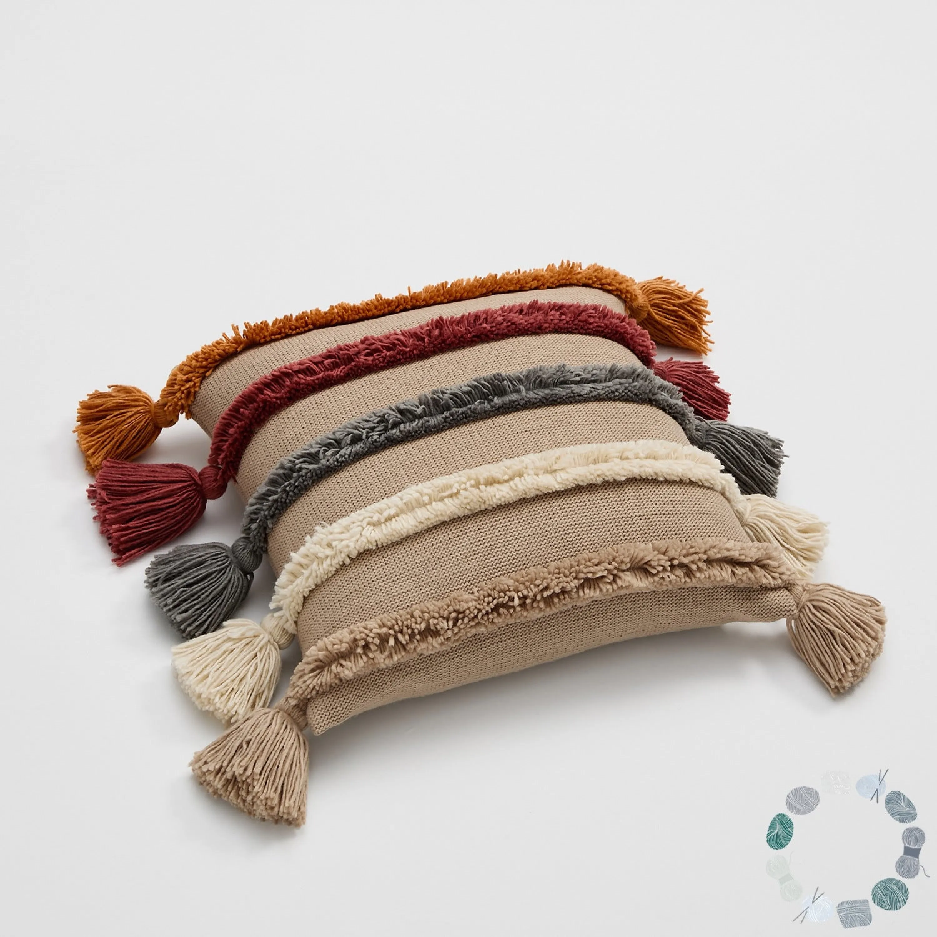 Warm Tone Fall Tufted Pillows with Tassels / Beige