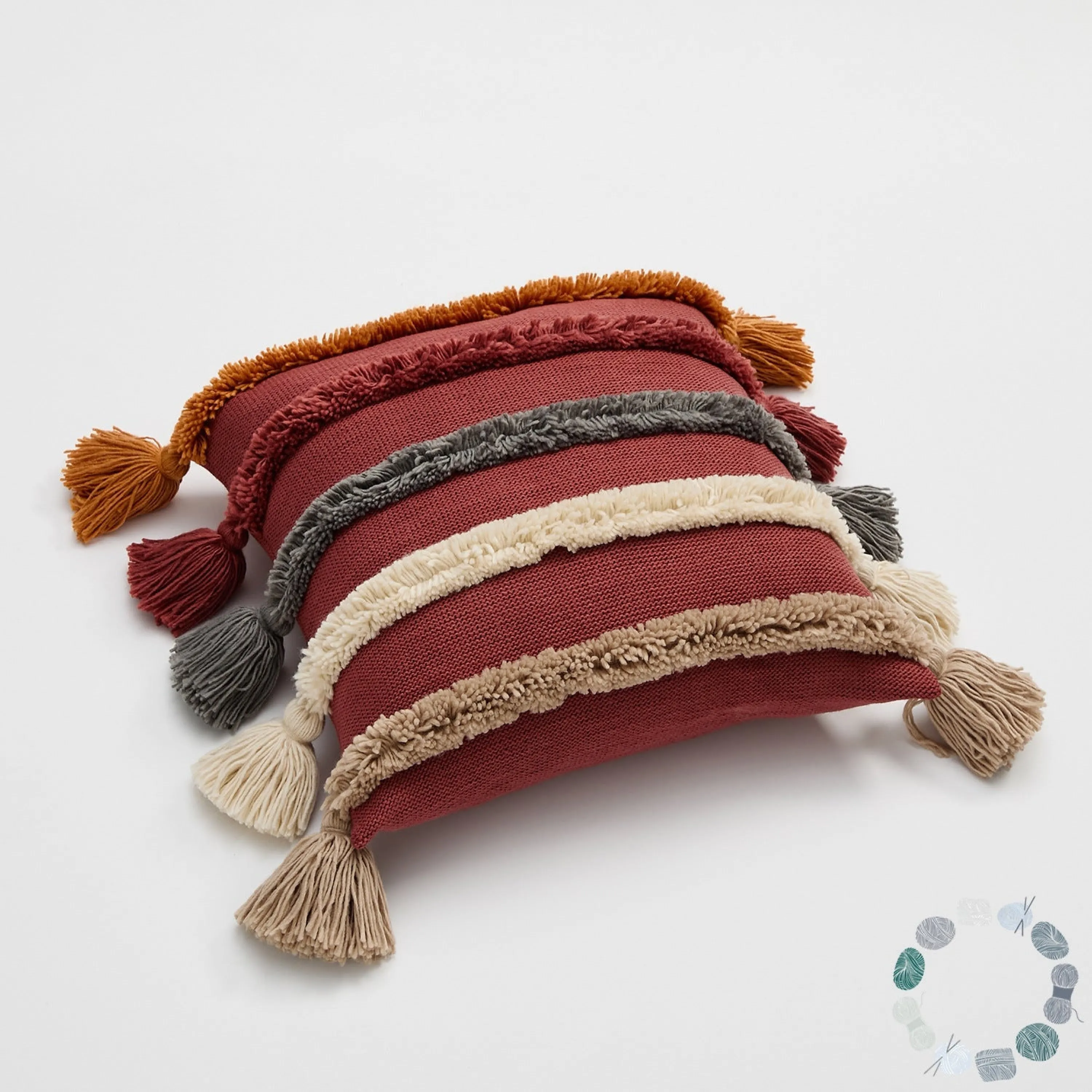 Warm Tone Fall Tufted Pillows with Tassels / Beige