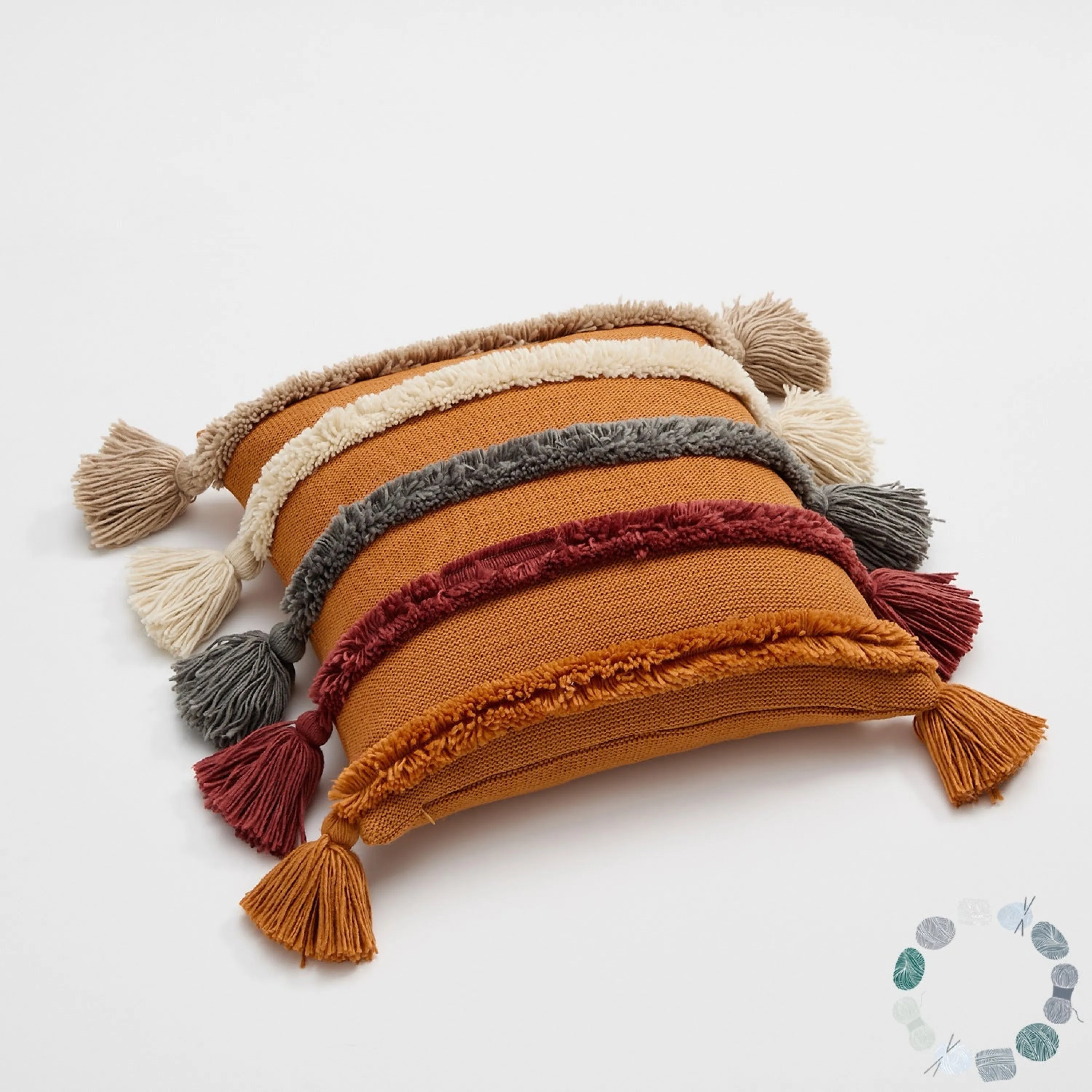 Warm Tone Fall Tufted Pillows with Tassels / Beige