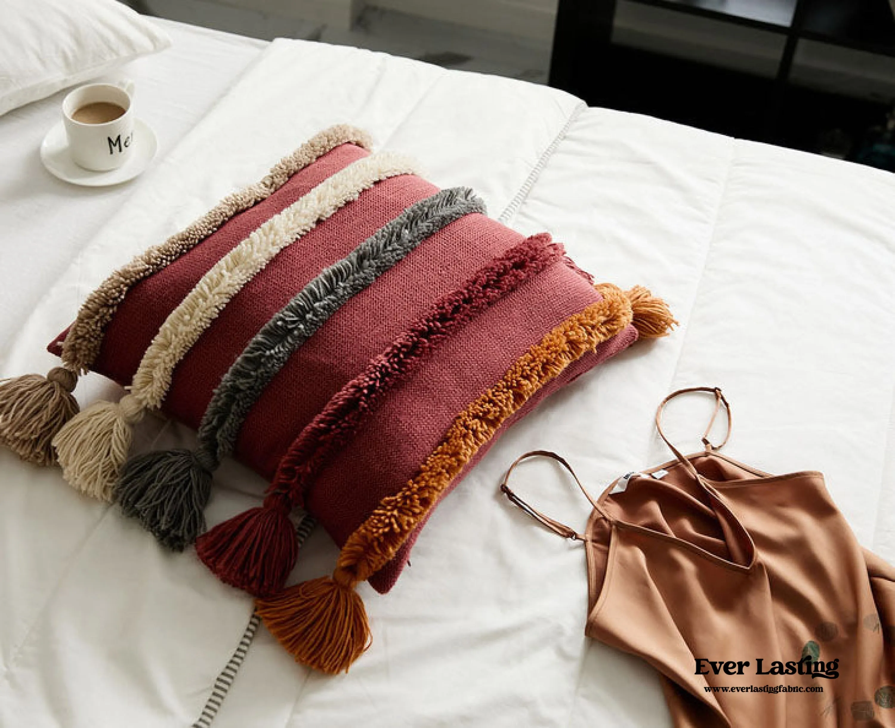 Warm Tone Fall Tufted Pillows with Tassels / Beige